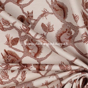 Joustocollege Squirrel Woods