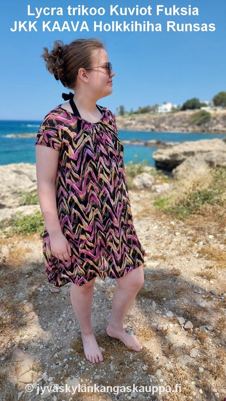 Lycra trikoo Kuviot Fuksia sek&auml; JKK KAAVA Holkkihiha Runsas