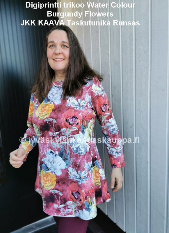 Digiprintti trikoo Water Colour Burgundy Flowers sek&auml; JKK KAAVA Taskutunika Runsas