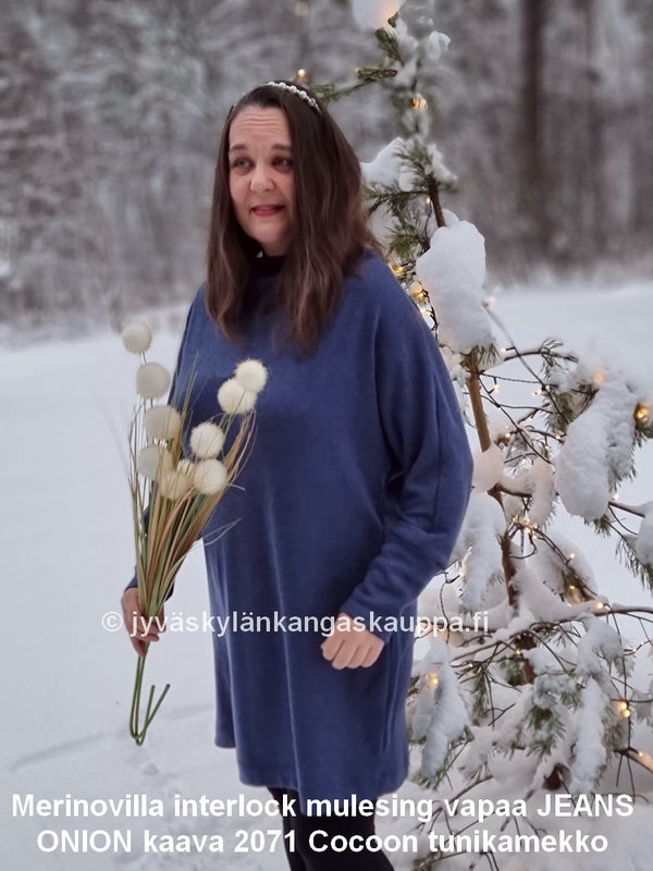 Merinovilla interlock mulesing vapaa JEANS sek&auml; ONION kaava 2071 Cocoon tunikamekko
