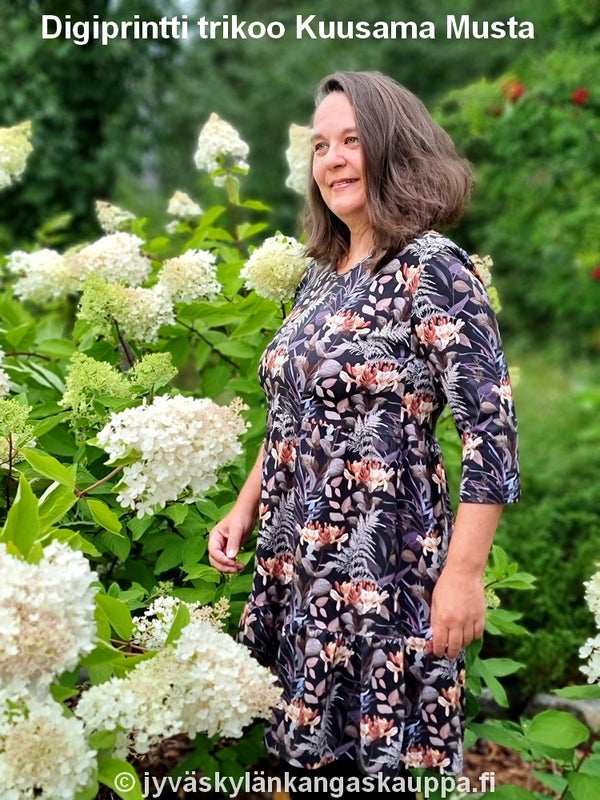 Digiprintti trikoo Kuusama Musta