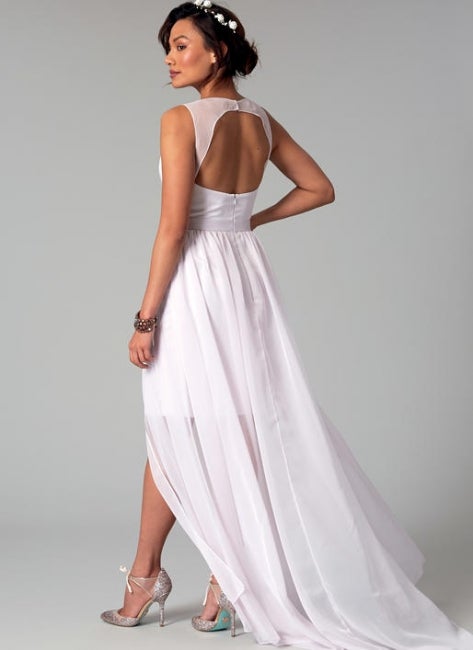 McCALL&acute;s kaava M7507 h&auml;&auml;mekko ja juhlamekot