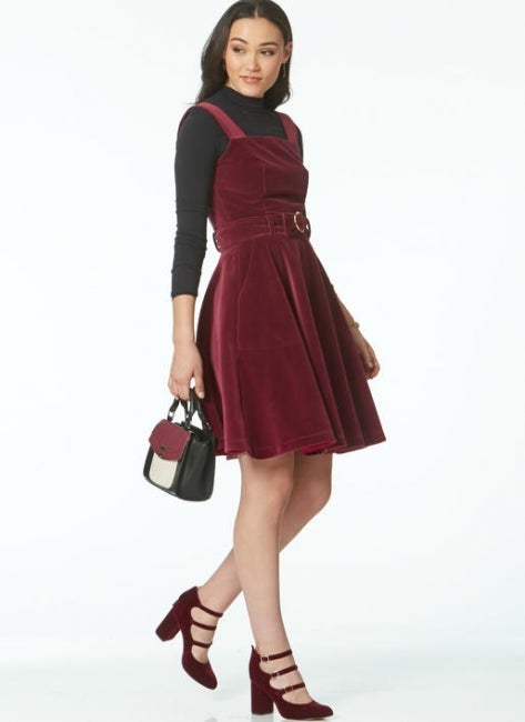 McCALL&acute;s kaava M7626 nuorekkaat mekot ja housupuvut