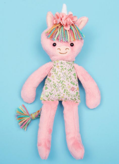 McCALL&acute;s kaava M7819 Soft Toy Animals