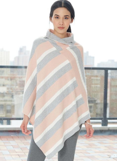 McCALL&acute;s kaava M7846 Ponchos
