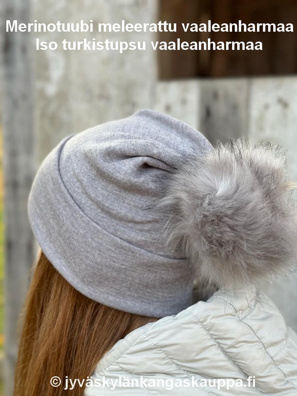 Merinotuubi meleerattu vaaleanharmaa sek&auml; Iso turkistupsu vaaleanharmaa