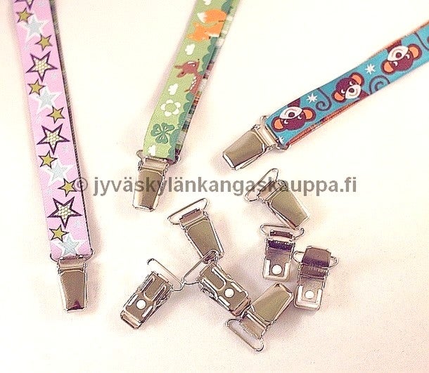 Metallinen tuttinauhan klipsi