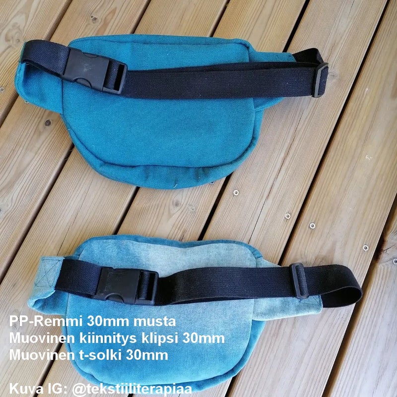 PP-Remmi 30mm musta ja Muovinen kiinnitys klipsi 30mm sek&auml; Muovinen t-solki 30mm