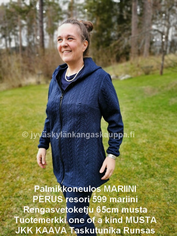 Palmikkoneulos MARIINI; PERUS resori 599 mariini; Rengasvetoketju 65cm musta; Tuotemerkki one of a kind MUSTA; JKK KAAVA Taskutunika Runsas
