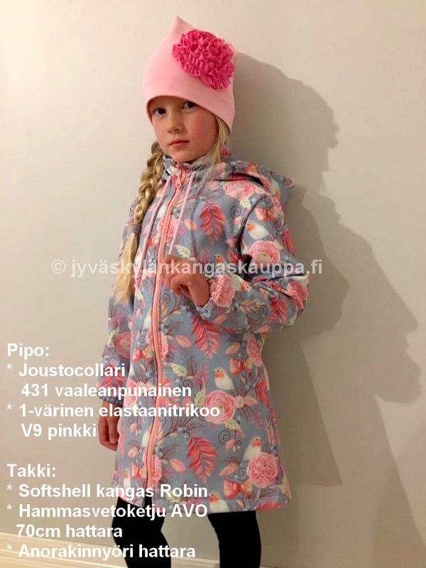 Pipo: * Joustocollari 431 vaaleanpunainen * 1-v&auml;rinen elastaanitrikoo V9 pinkki  * Takki: * Softshell kangas Robin * Hammasvetoketju AVO 70cm hattara * Anorakinny&ouml;ri hattara