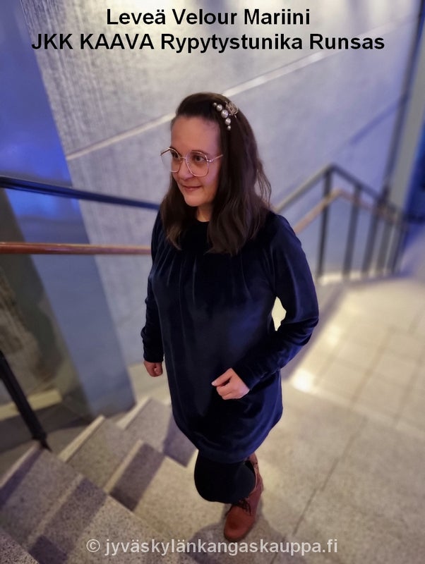 Leve&auml; Velour Mariini sek&auml; JKK KAAVA Rypytystunika Runsas