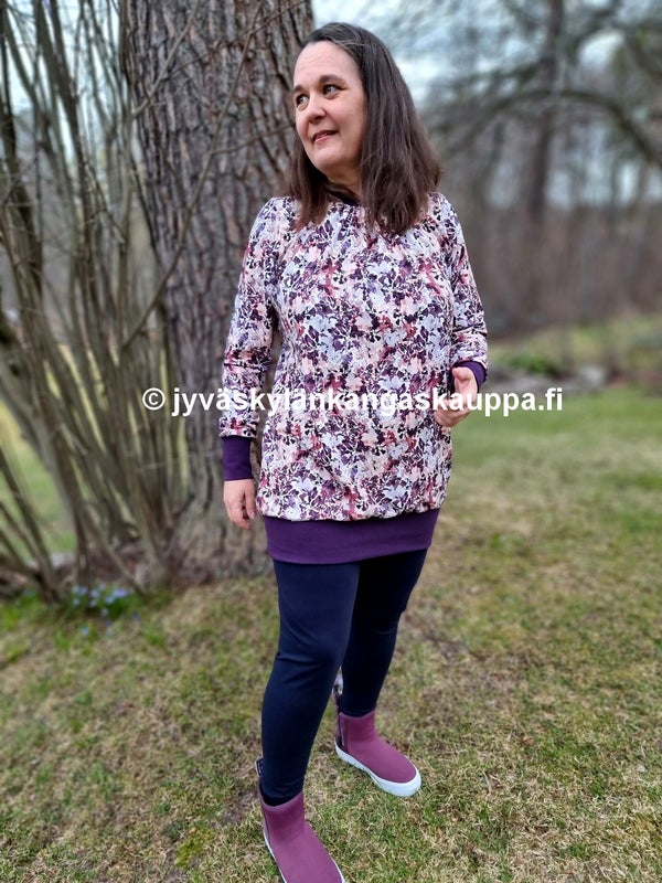 JKK KAAVA Rypytystunika Runsas; Trikoo kangas Pensas Lehv&auml;st&ouml; Vesiv&auml;ri; PERUS resori V69 luumu; Tuotemerkki valmis!; Trikoo 240g Syv&auml; Tummansininen