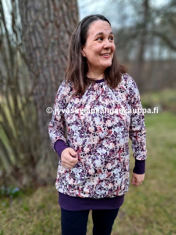 JKK KAAVA Rypytystunika Runsas; Trikoo kangas Pensas Lehv&auml;st&ouml; Vesiv&auml;ri; PERUS resori V69 luumu; Tuotemerkki valmis!; Trikoo 240g Syv&auml; Tummansininen