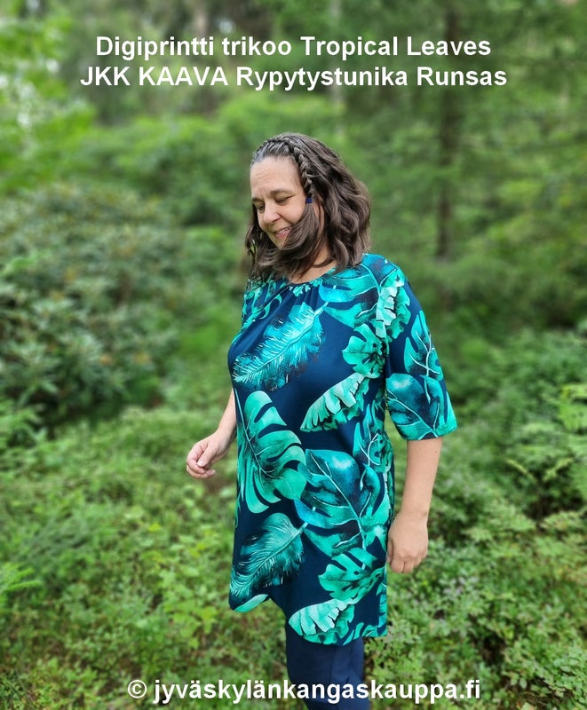 Digiprintti trikoo Tropical Leaves sek&auml; JKK KAAVA Rypytystunika Runsas