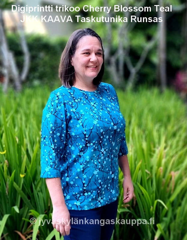 Digiprintti trikoo Cherry Blossom Teal sek&auml; JKK KAAVA Taskutunika Runsas