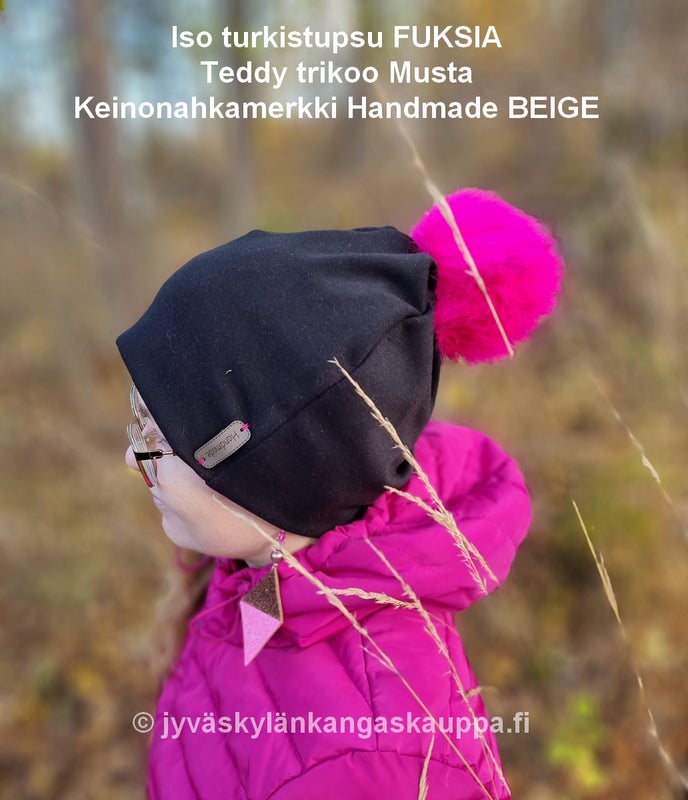 Iso turkistupsu FUKSIA ja Teddy trikoo Musta sek&auml; Keinonahkamerkki Handmade BEIGE