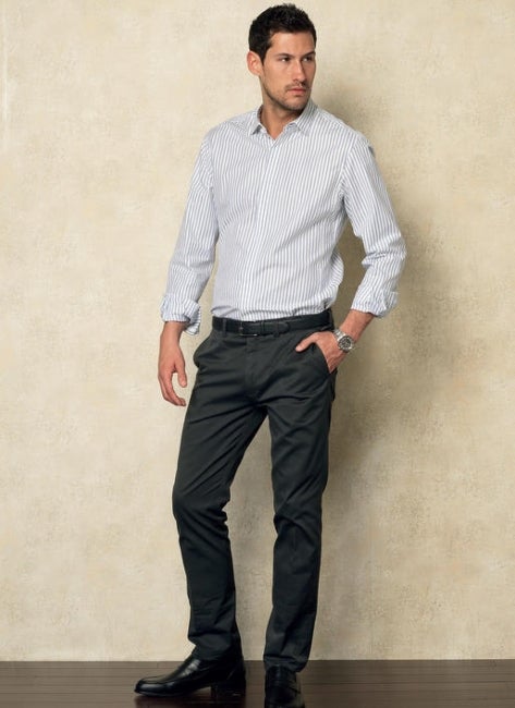 Vogue kaava V8940: miehen ulkotakki ja suorat housut