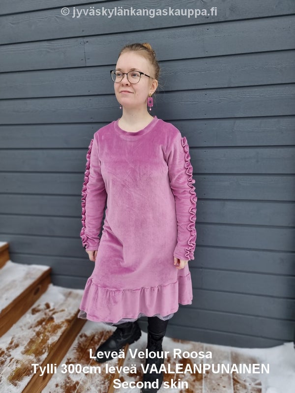 Leve&auml; Velour Roosa ja Tylli 300cm leve&auml; VAALEANPUNAINEN sek&auml; Second skin