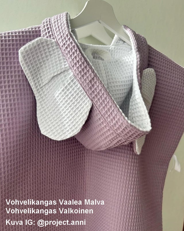 Vohvelikangas Vaalea Malva sek&auml; Vohvelikangas Valkoinen